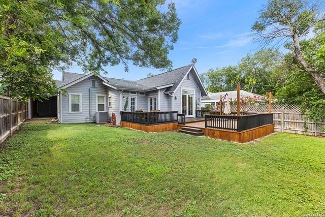 211 W NORWOOD CT, San Antonio, TX 78212