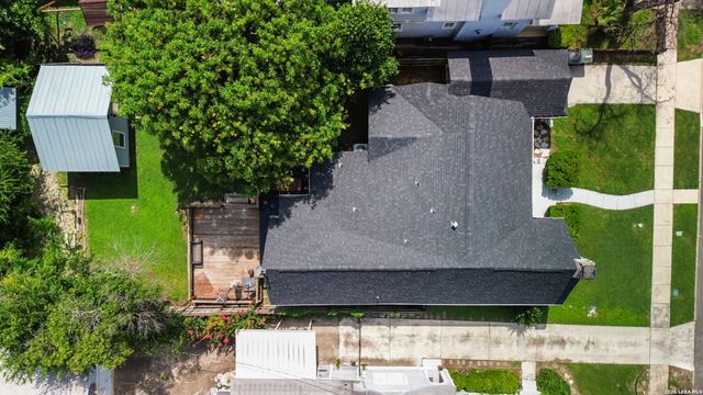 211 W NORWOOD CT, San Antonio, TX 78212