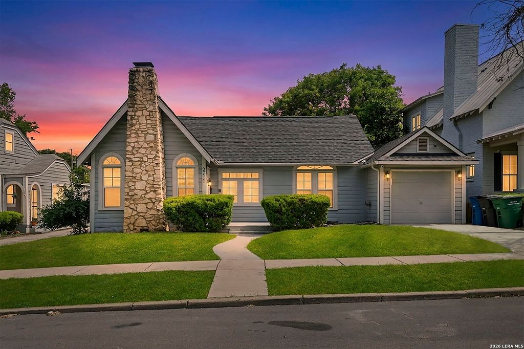 211 W NORWOOD CT, San Antonio, TX 78212