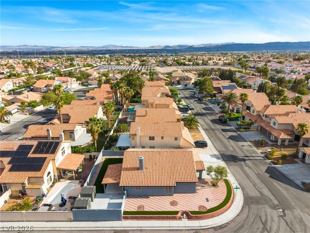 3404 Evening Sun Drive, Las Vegas, NV 89117
