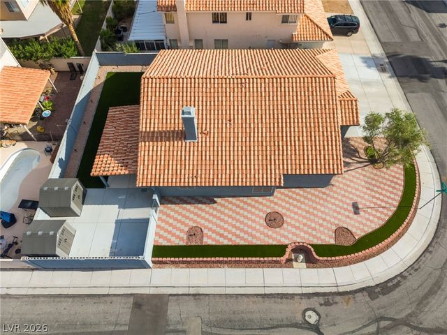 3404 Evening Sun Drive, Las Vegas, NV 89117