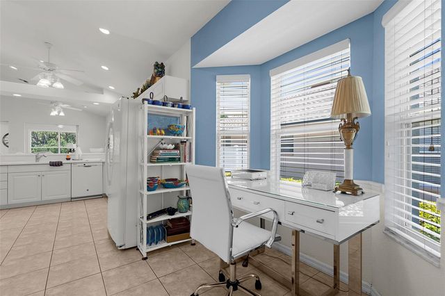 213 VENICE PALMS BOULEVARD, Venice, FL 34292