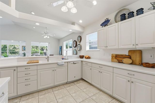 213 VENICE PALMS BOULEVARD, Venice, FL 34292