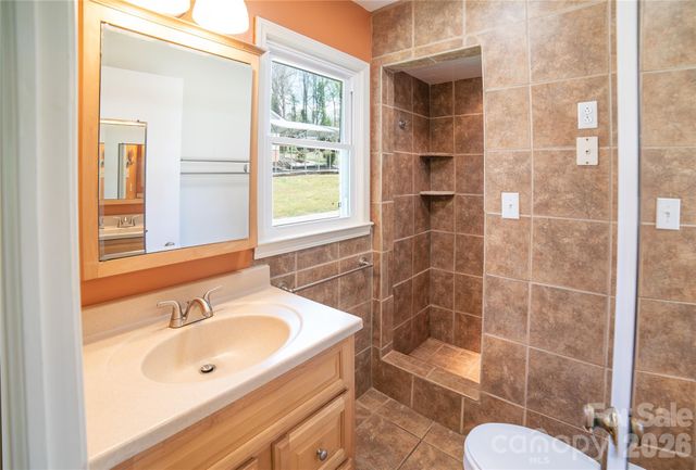 414 Patton Street, Morganton, NC 28655