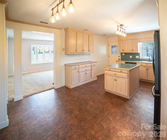 414 Patton Street, Morganton, NC 28655