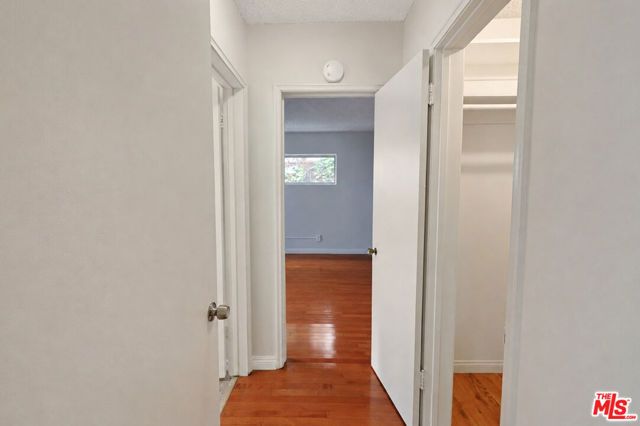 941 N San Vicente Boulevard 4, West Hollywood, CA 90069