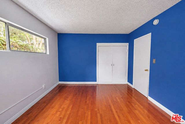 941 N San Vicente Boulevard 4, West Hollywood, CA 90069