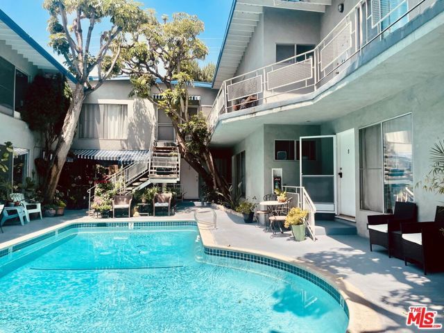 941 N San Vicente Boulevard 4, West Hollywood, CA 90069