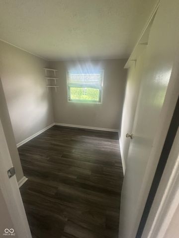 604 Carol Drive, Greenwood, IN 46143