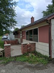 604 Carol Drive, Greenwood, IN 46143
