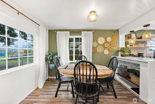 521 114th Street S, Tacoma, WA 98444