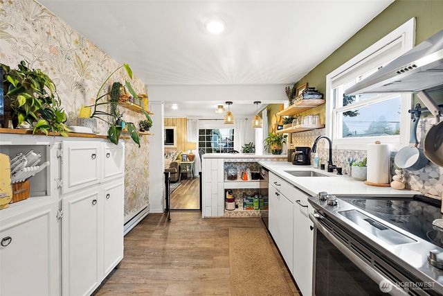 521 114th Street S, Tacoma, WA 98444