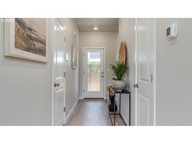 6588 Nasha, Hillsboro, OR 97123