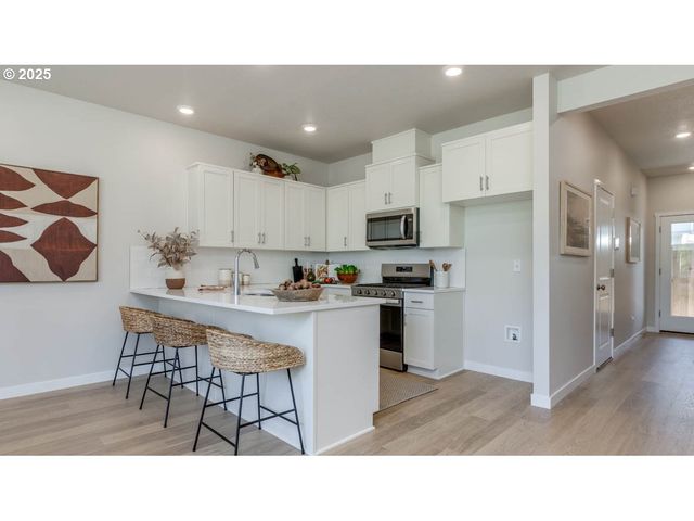 6588 Nasha, Hillsboro, OR 97123