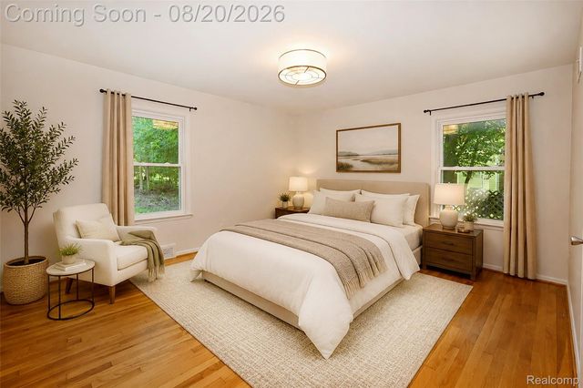2374 Rutherford Road, Bloomfield Hills, MI 48302