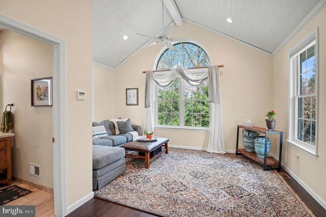 825 CLUBHOUSE DR, Harleysville, PA 19438