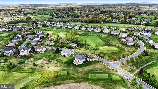 825 CLUBHOUSE DR, Harleysville, PA 19438
