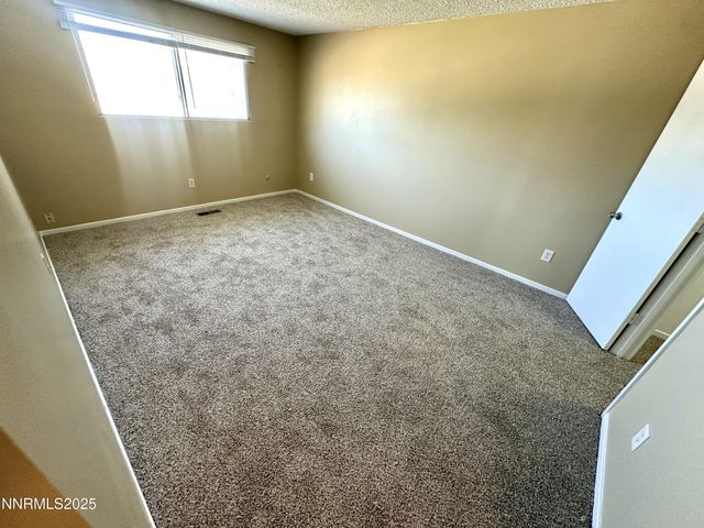 61 Condor Circle, Carson City, NV 89701