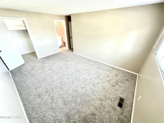61 Condor Circle, Carson City, NV 89701