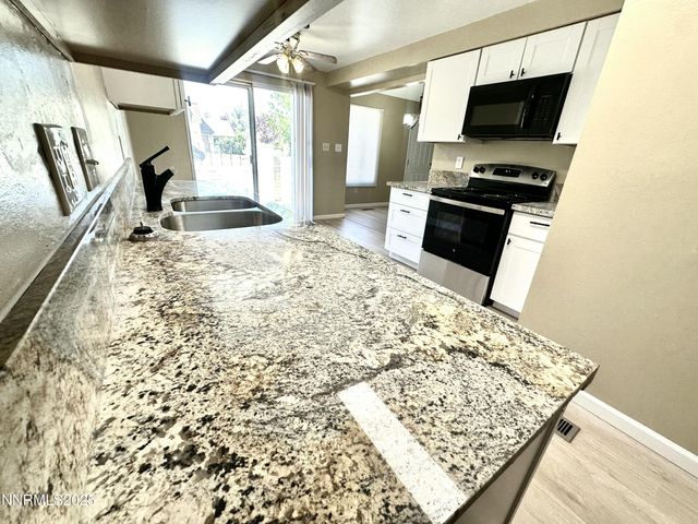 61 Condor Circle, Carson City, NV 89701