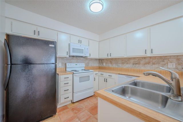 13034 Leader Street 960, Houston, TX 77072