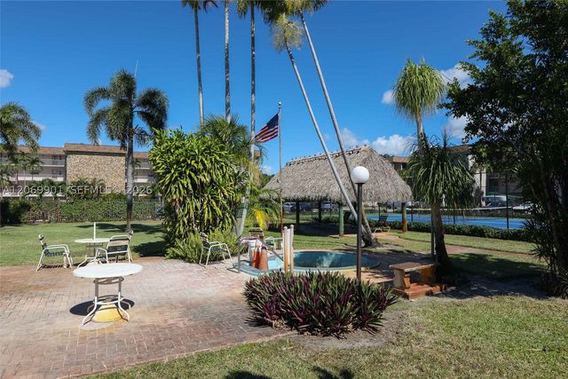 8141 SW 24th Ct 406, Davie, FL 33324