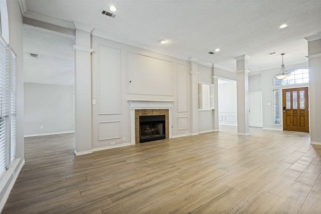 2911 Stonepointe, Mckinney, TX 75072