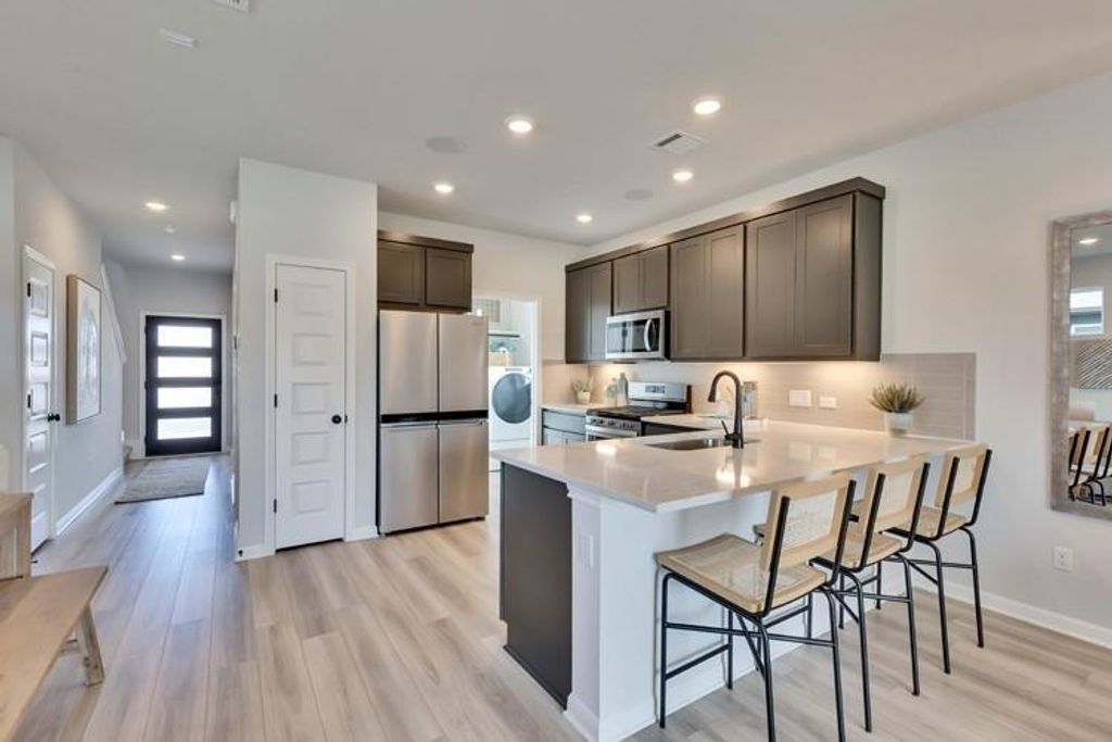 2243 Oscar Eli PL, Round Rock, TX 78665