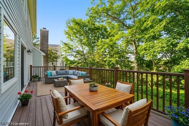 53 Ridge Dr, Montville Twp., NJ 07045