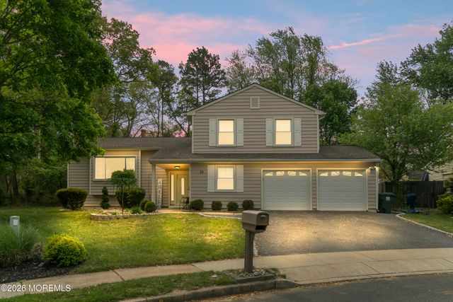 14 Cobblestone Court, Howell, NJ 07731