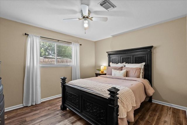 1626 Lake Bluff Drive, El Lago, TX 77586