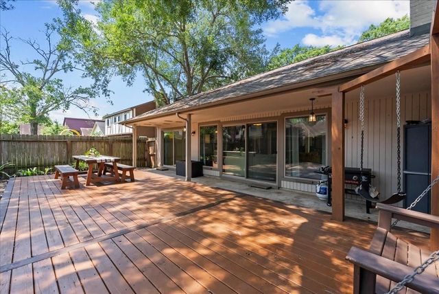 1626 Lake Bluff Drive, El Lago, TX 77586