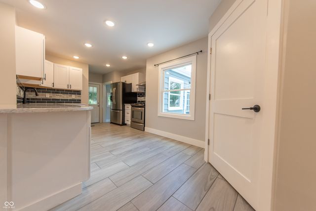 3344 Westenedge Drive, Columbus, IN 47203