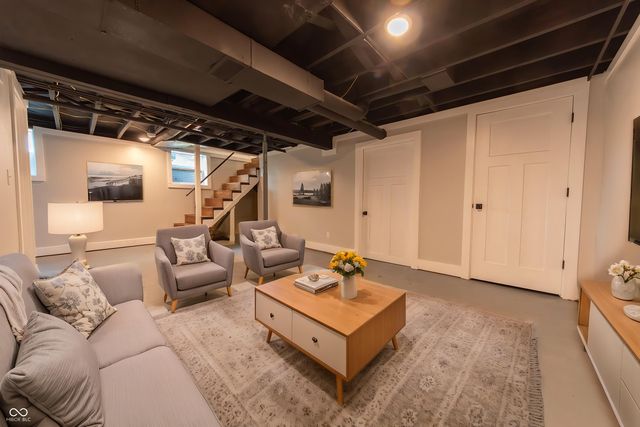 3344 Westenedge Drive, Columbus, IN 47203