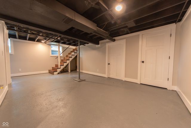 3344 Westenedge Drive, Columbus, IN 47203