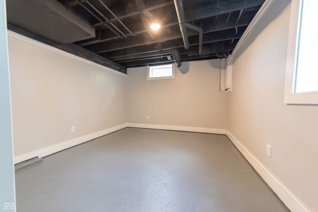 3344 Westenedge Drive, Columbus, IN 47203