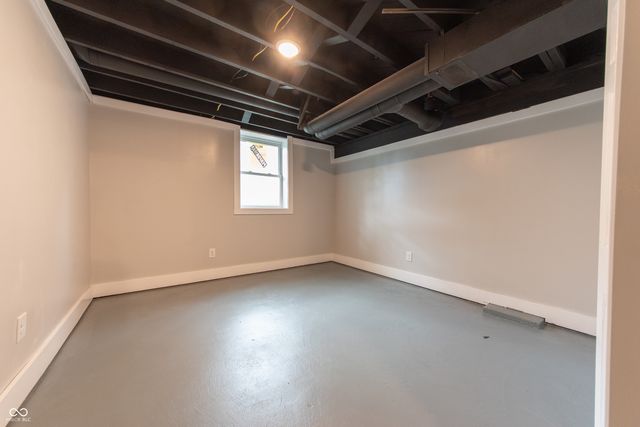 3344 Westenedge Drive, Columbus, IN 47203