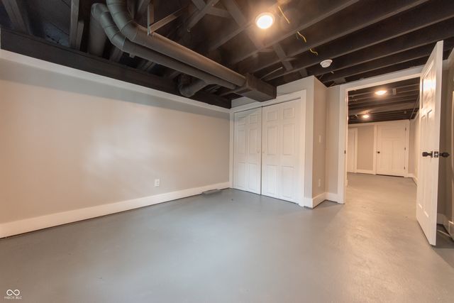 3344 Westenedge Drive, Columbus, IN 47203