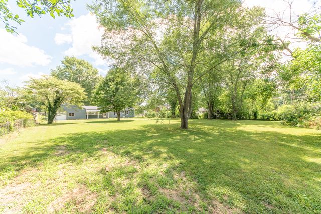 3344 Westenedge Drive, Columbus, IN 47203