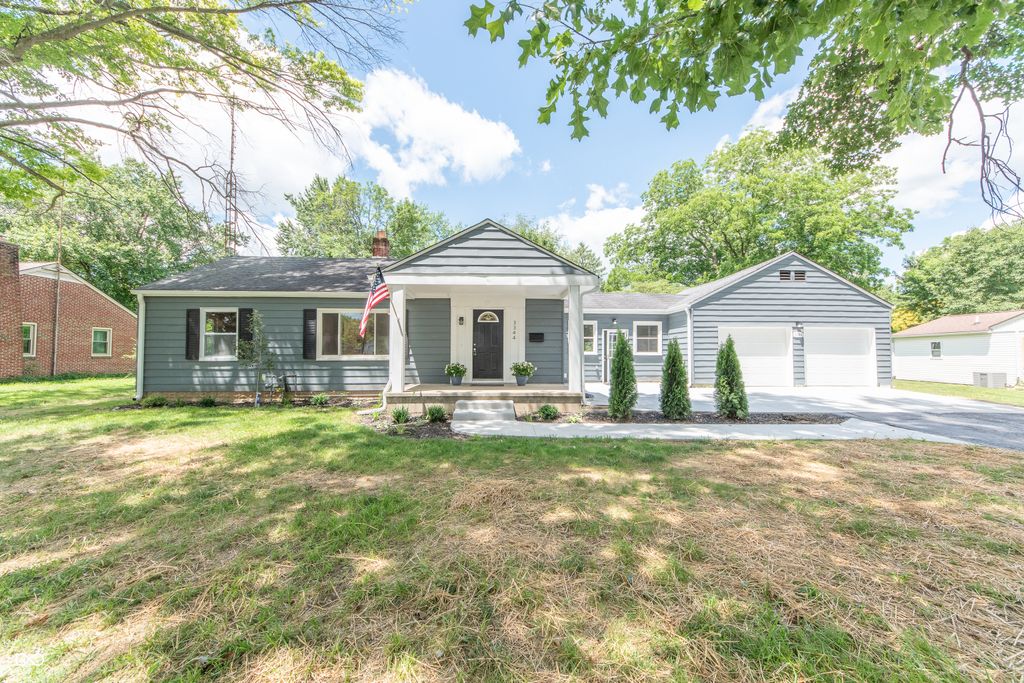 3344 Westenedge Drive, Columbus, IN 47203