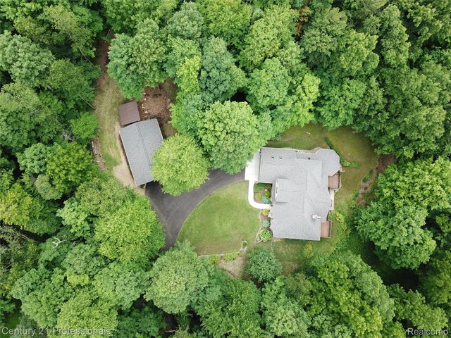 9867 Rainbow Ridge Drive, Prairie Ronde Township, MI 49087
