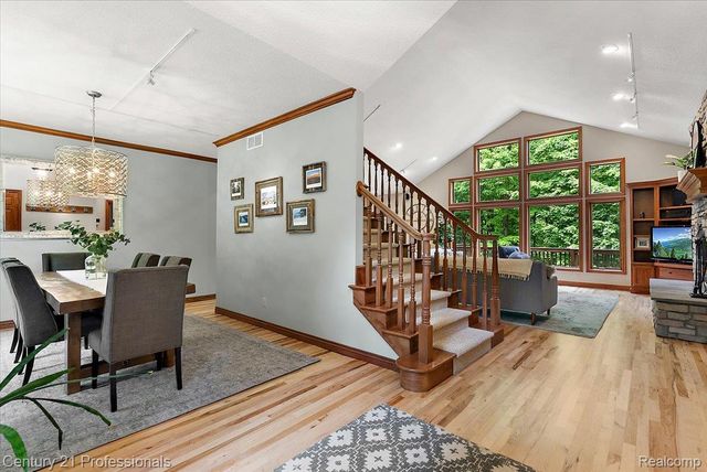 9867 Rainbow Ridge Drive, Prairie Ronde Township, MI 49087