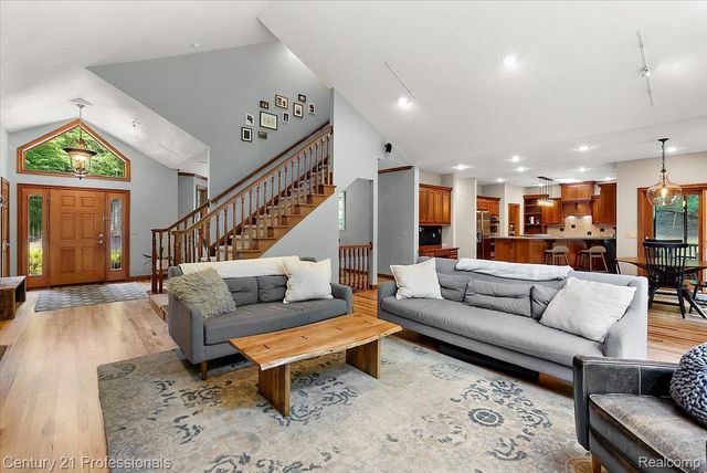 9867 Rainbow Ridge Drive, Prairie Ronde Township, MI 49087