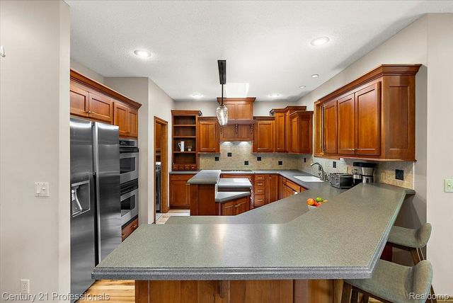 9867 Rainbow Ridge Drive, Prairie Ronde Township, MI 49087