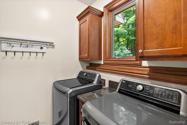 9867 Rainbow Ridge Drive, Prairie Ronde Township, MI 49087