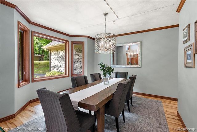 9867 Rainbow Ridge Drive, Prairie Ronde Township, MI 49087