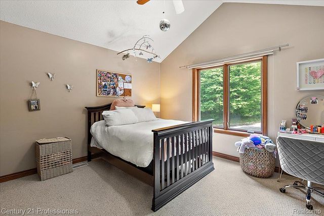 9867 Rainbow Ridge Drive, Prairie Ronde Township, MI 49087