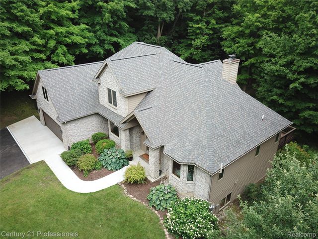 9867 Rainbow Ridge Drive, Prairie Ronde Township, MI 49087
