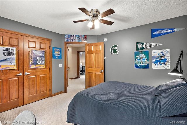 9867 Rainbow Ridge Drive, Prairie Ronde Township, MI 49087