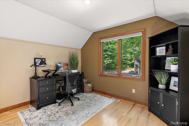 9867 Rainbow Ridge Drive, Prairie Ronde Township, MI 49087